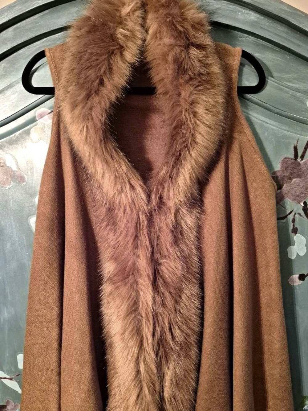 Faux-Fur Trim Brown Women's Sweater Vest